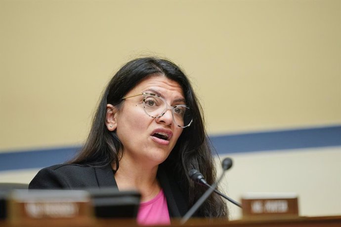 Archivo - June 8, 2022, Washington, District of Columbia, USA: United States Representative Rashida Tlaib (Democrat of Michigan), speaks during a House Committee on Oversight and Reform hearing on gun violence on Capitol Hill in Washington, Wednesday, Jun