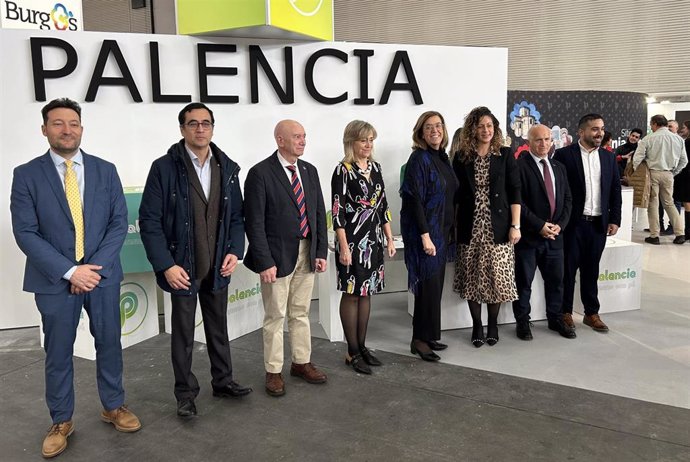 Instituciones y representantes de la provincia de Palencia, en el espacio ubicado en las fieras AR-PA e Intur.