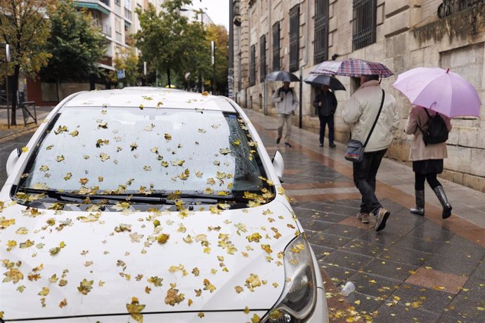 Calles de Granada con alerta naranja por las inclemencias del tiempo el pasado miércoles