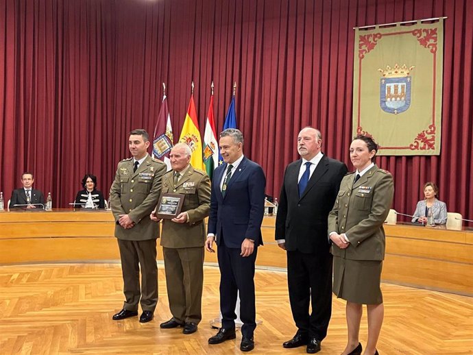 Bhelma III recibe Medalla de Oro de Logroño en reconocimiento a sus 50 años y a sus vínculos "para siempre" con ciudad