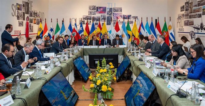 Representantes de la Diputación de Huelva La Diputación participan en la XXIX Cumbre Iberoamericana de jefes de Estado y de Gobierno en Ecuador.