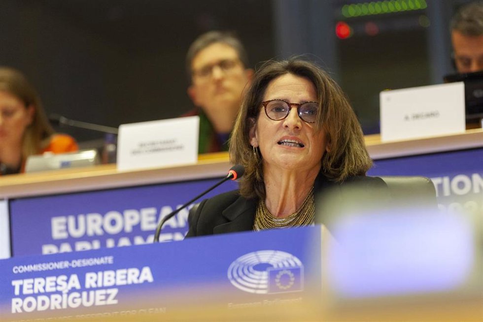 La candidata a la vicepresidencia ejecutiva de Transición Limpia, Justa y Competitiva, y a la cartera de Competencia de la Comisión Europea, Teresa Ribera, durante su intervención en el Parlamento Europeo en el proceso de audiencia para la confirmación 