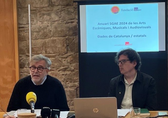 El director de Experiencia de Socios y de Sgae en Catalunya y Baleares Luis Gómez y el director general de la Fundación Sgae Rubén Gutiérrez