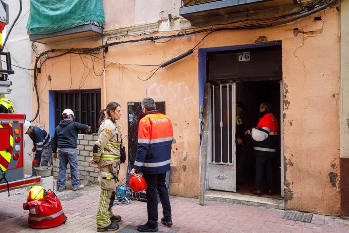 Desaolojo del inmueble municipal ocupado de forma ilegal de la calle Pignatelli 76, de Zaragoza