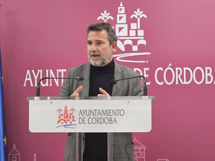 El concejal del PSOE en el Ayuntamiento de Córdoba Joaquín Dobladez.