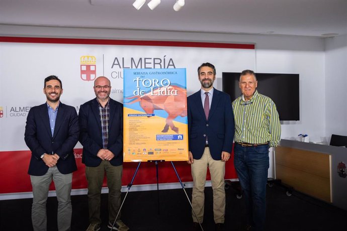 Presentación de la primera Jornada Gastronómica del Toro de Lidia.