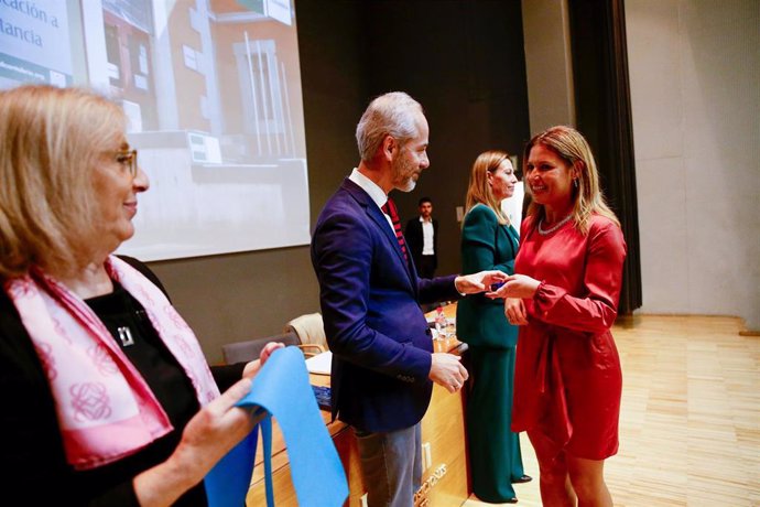 El consejero Sergio Silva durante el acto de apertura del curso académico de la UNED