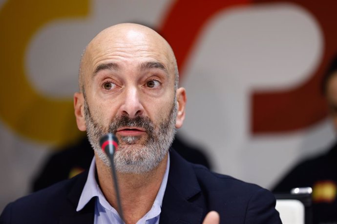 Archivo - Andoni Azurmendi, President of Spanish Badminton Federation, attends during the presentation of Iberdrola 2024 European Women's Team Championships - Qualification Stage of Badminton celebrated at CSD building on December 05, 2023, in Madrid, Spa