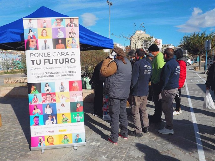 Impulsalicante y Labora fomentan la contratación en comercio y hostelería para la campaña del Black y Navidad