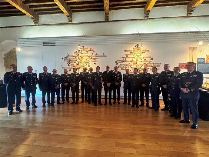 Recepción en León al Consejo Superior del Ejército del Aire.