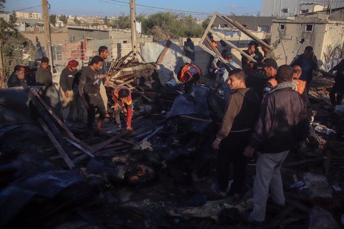 November 16, 2024, Gaza, Palestine: (int) four dead in gaza due to israeli's air strike on al-arjani family office. November 16, 2024, khan yunis, gaza, palestine: four palestinians were dead due to the israeli force's air strike targeted attack on al-arj