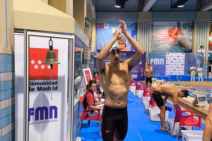 Carles Coll va de récord en récord durante el Campeonato de España de Invierno en piscina corta.