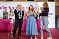 Las bases de los Comuns aprueban el informe de gestión, aunque el 'no' y la abstención suman más