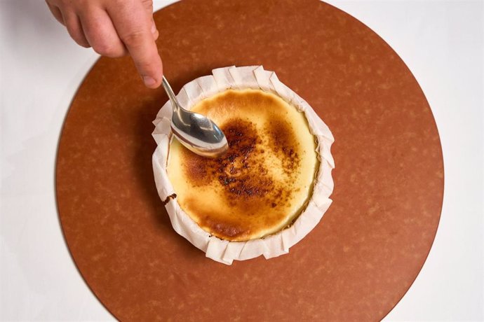 Tarta de queso que se ofrece en el 'take away' solidario del Hotel Remigio.