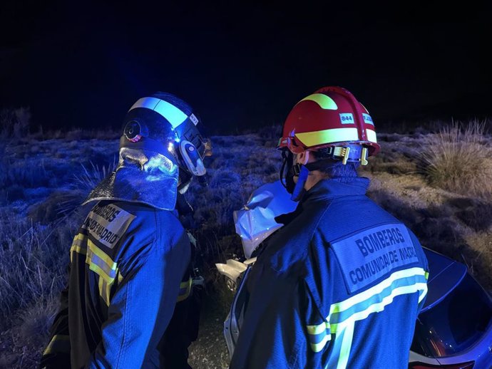 Fallecen dos personas y otras dos resultan heridas de gravedad en un accidente de tráfico en la M-400