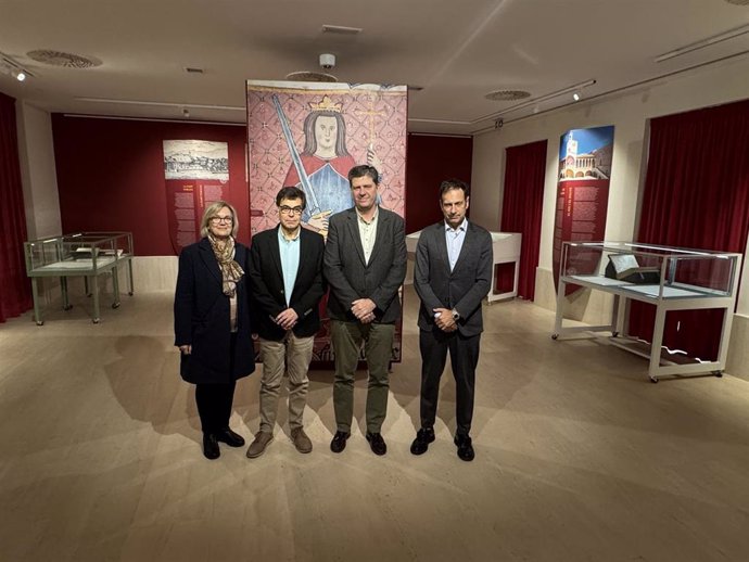 Presentación de la exposición sobre el Rei Sanç en el Arxiu del Regne de Mallorca