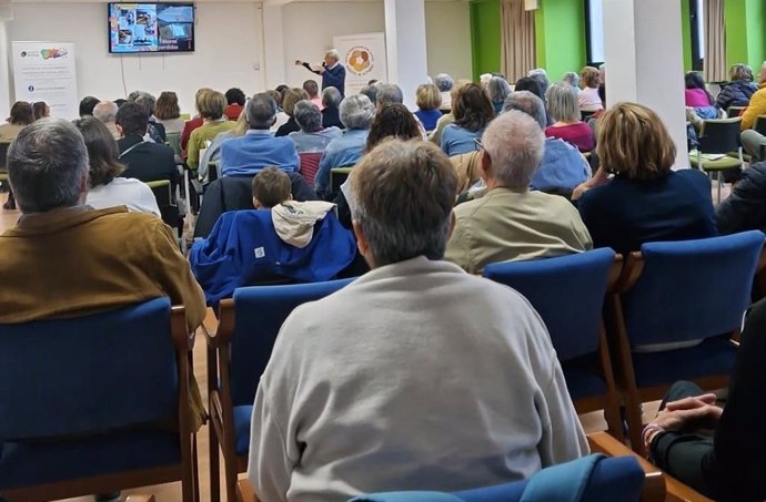 Encuentro 'Creando redes de solidaridad'