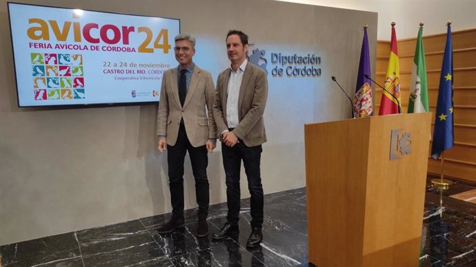 Andrés Lorite y Julio Criado, en la presentación de Avicor.