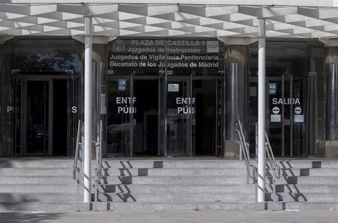 Archivo - Entrada de los Juzgados de Plaza de Castilla.