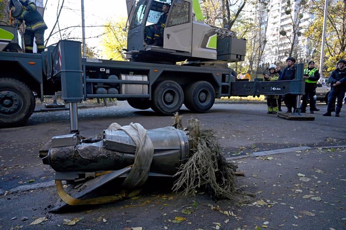 November 17, 2024, Kyiv, Ukraine: KYIV, UKRAINE - NOVEMBER 17, 2024 - A fragment of a Russian missile is on the ground after being removed by State Emergency Service workers from a five-storey apartment building in the Pecherskyi district of Kyiv, capital