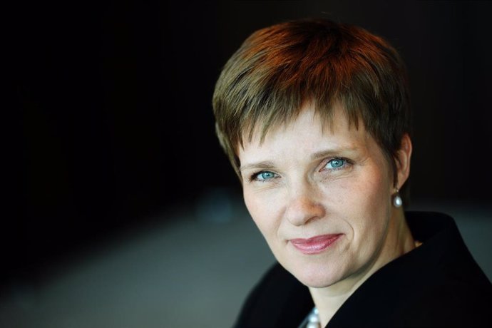 Archivo - FILED - 20 May 2014, Hesse, Frankfurt/Main: German Bundesbank Vice President Claudia Buch poses during the 13th meeting floor of the German Bundesbank in Frankfurt am Main. The vice president of Germany's central bank, Claudia Buch, has been app