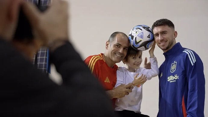 Calendario solidario de la selección española de fútbol y Leyendas España.