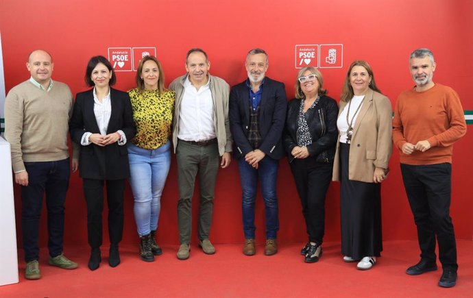 Jacinto Viedma (4i), junto a secretarios de Organización del PSOE en las provincias andaluzas.