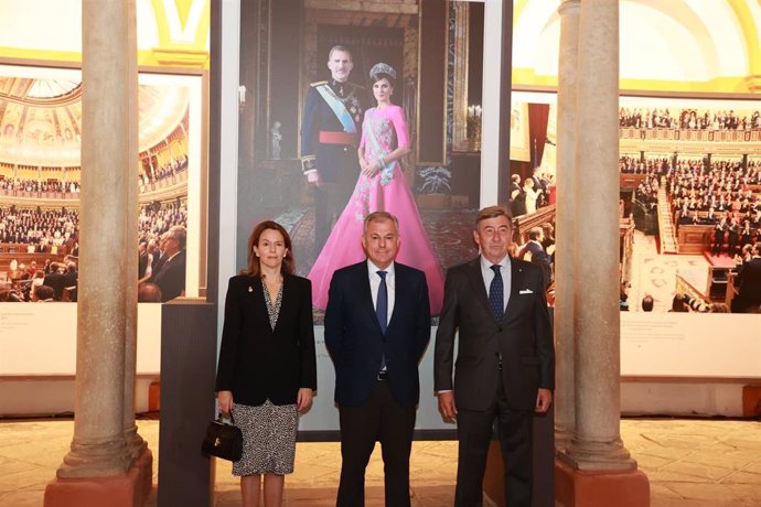 Inauguración de la exposición 'Felipe VI: Una década de la historia de la Corona de España', en el Alcázar de Sevilla