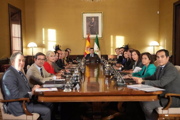 Reunión del Consejo de Gobierno andaluz presidido por Juanma Moreno. (Foto de archivo).