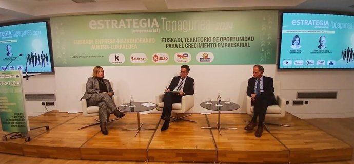 Tamara Yagüe interviene en el encuentro Estrategia Topagunea 2024 de Estrategia Empresarial