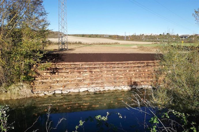 Muro en Quiñones.