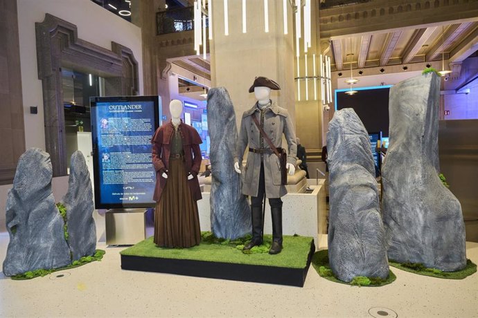 Movistar Plus+ celebra la parte 2 de la temporada 7 de Outlander con una exhibición gratuita en Madrid