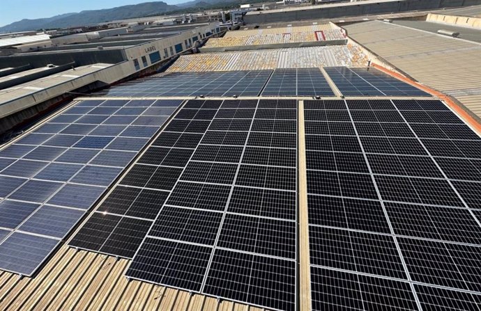 Iberdrola instala en Valls su primera comunidad solar en la provincia de Tarragona