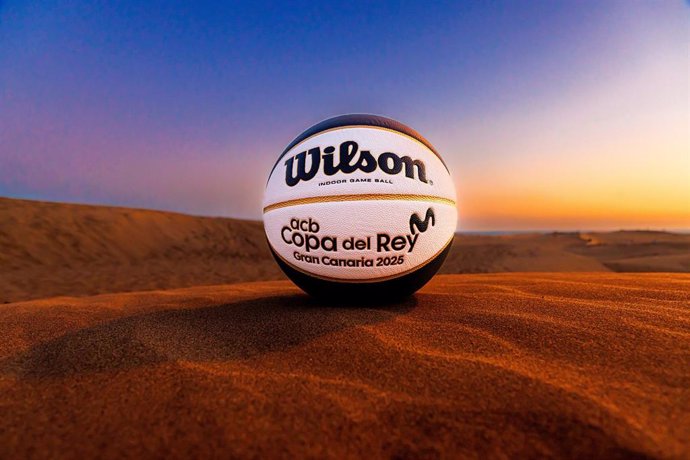 El balón oficial de la Copa del Rey Gran Canaria 2025.