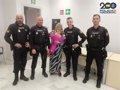 La mujer que quedó atrapada en su coche durante la DANA en Jerez (Cádiz) se encuentra con los agentes que la salvaron