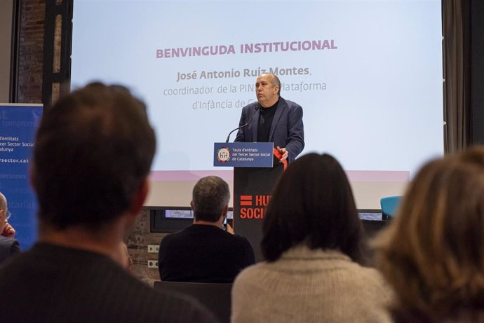 José Antonio Ruiz, cocoordinador de PINCat, en el acto celebrado este martes en motivo del Día Mundial de los Derechos de la Infancia.