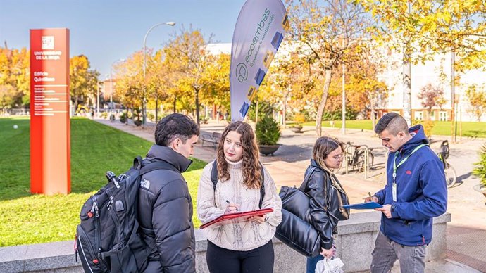 La Universidad de La Rioja y Ecoembes impulsan durante el mes de noviembre una campaña de concienciación sobre la importancia del reciclaje y la recogida separada de residuos