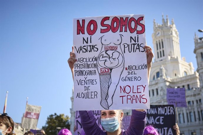 Archivo - Manifestación a favor de los derechos de la mujer