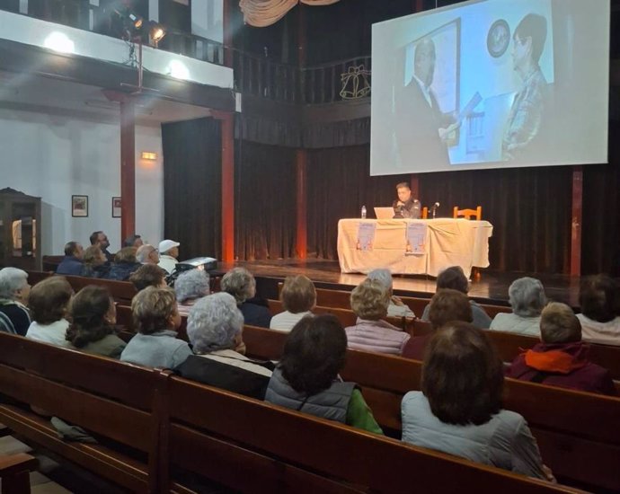 Las charlas sobre ciberseguridad para la población echan a andar en Garrovillas, Jaraíz y Moraleja