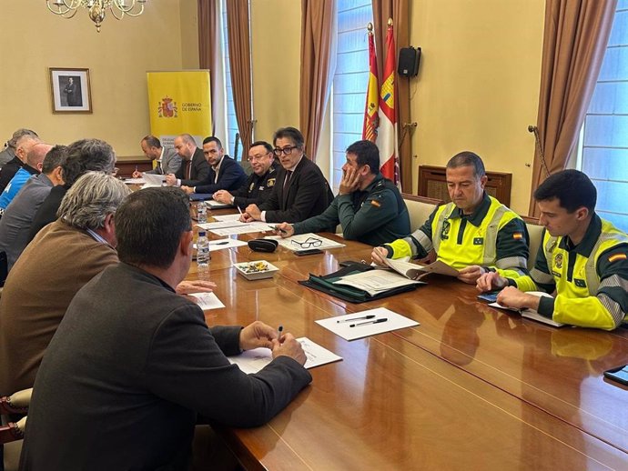 El subdelegado de Gobierno en Ávila, Fernando Galeano, presenta el Plan de Vialidad Invernal del Gobierno en Ávila.