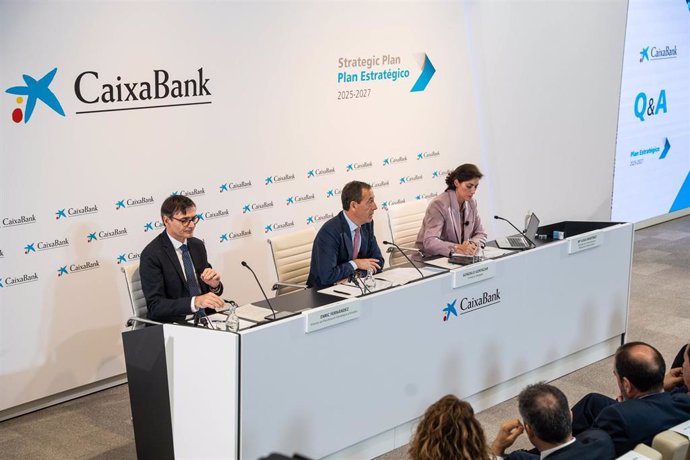 Presentación del Plan Estratégico 2025-2027 de Caixabank, en la sede de la entidad,  a 19 de noviembre de 2024, en Madrid (España).