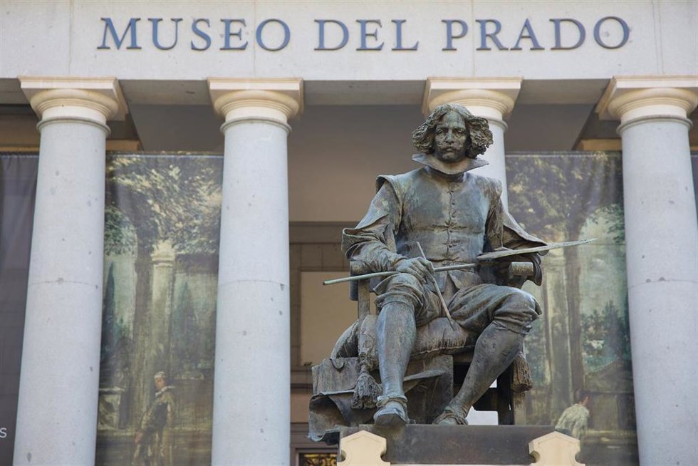 Archivo - Fachada del Museo del Prado, a 12 de abril de 2024, en Madrid (España). El Museo Nacional del Prado se encuentra entre los diez museos más concurridos del mundo el pasado año 2023, según The Art Newspaper, que, además, afirma que se han recupe