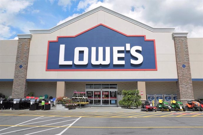 Archivo - Tienda Lowe's.