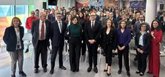 Foto: Ayuso visita Roche España para conocer los últimos avances de la compañía en innovación sanitaria