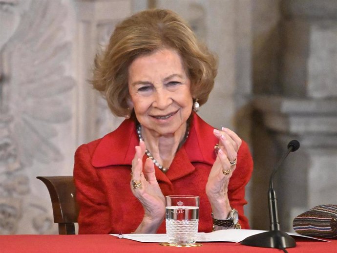 La Reina Doña Sofía durante la ceremonia de entrega del Premio Reina Sofía de Poesía Iberoamericana en su XXXIII edición que se celebra en el Palacio Real