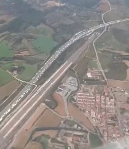 Retenciones en la AP-7 por la protesta de agricultores en Le Boulou (Francia)