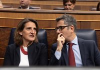 El PP acusa a Ribera de "gestión negligente" con la DANA y esta les afea que se "burlan de los avisos rojos de AEMET"
