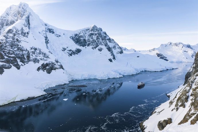 HX ofrece nuevas propuestas en sus cruceros de expedición como actividades científicas o fotografía profesional