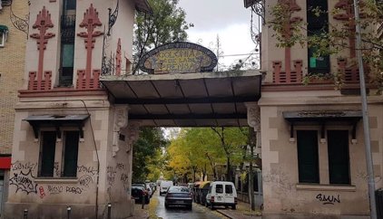 Propietario de parcela del arco de la Colonia de la Prensa de Carabanchel quiere donarlo a cambio de dejar de pagar IBI