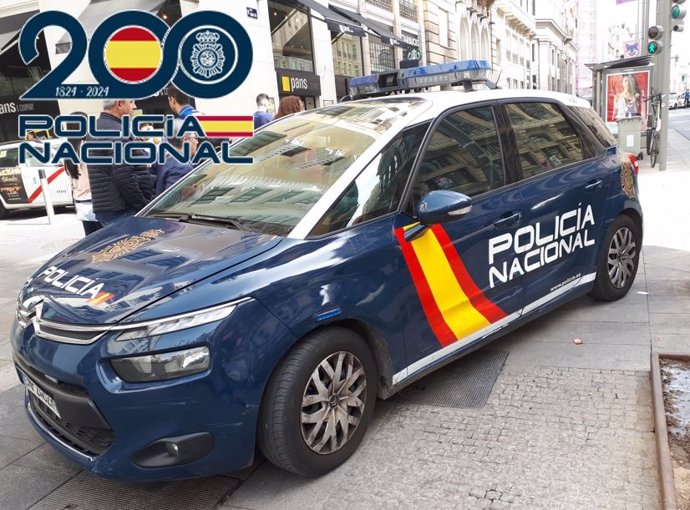 Archivo - Coche patrulla de la Policía Nacional